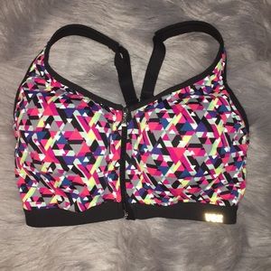 NWOT - 32DD Victoria’s Secret Sports Bra